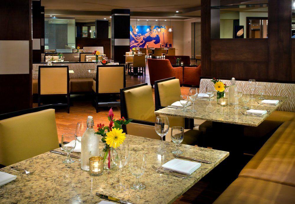 Trumbull Marriott Shelton Ngoại thất bức ảnh